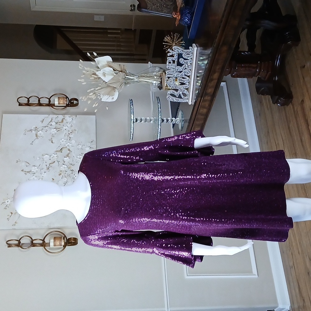 NWT Vicent Camuto Women's Purple Cocktail Sheath Dress Flared Sleeves. Size XS - Picture 15 of 17